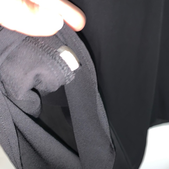 Topson Downs black sleeveless tank. Small - Picture 5 of 7